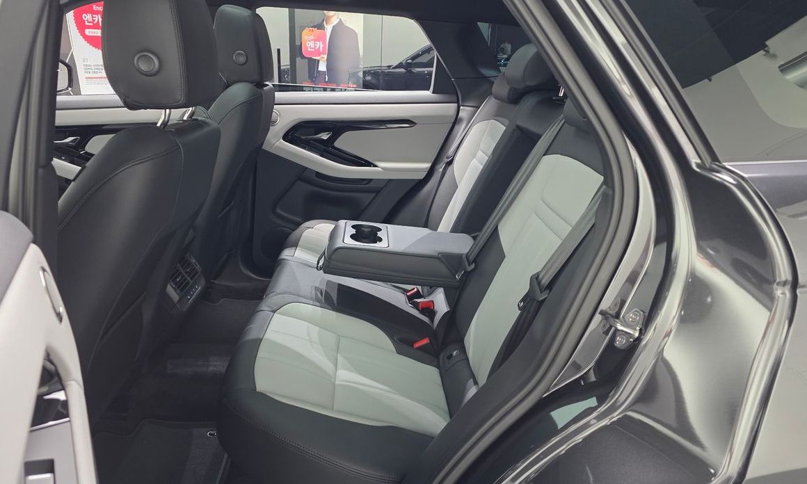 Land Rover Range Rover Evoque P250 Dynamic SE, 2026
