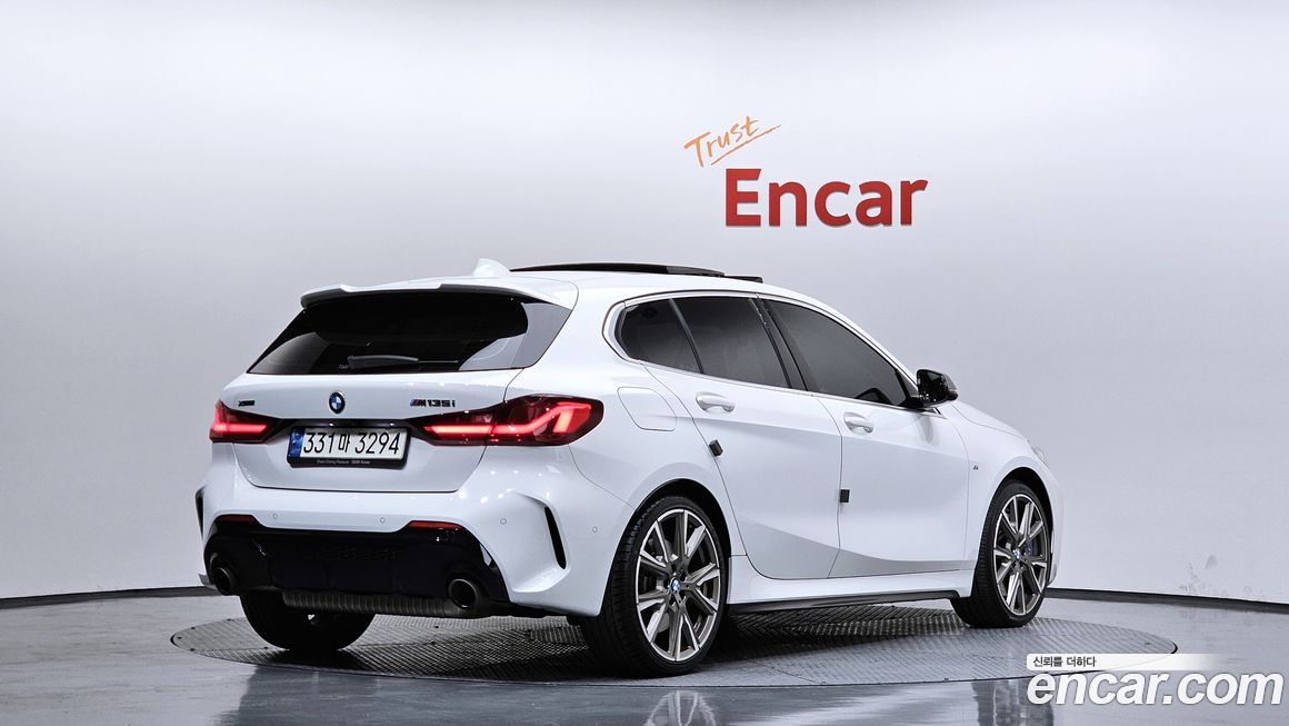 BMW 1-Series M135i xDrive, 2022