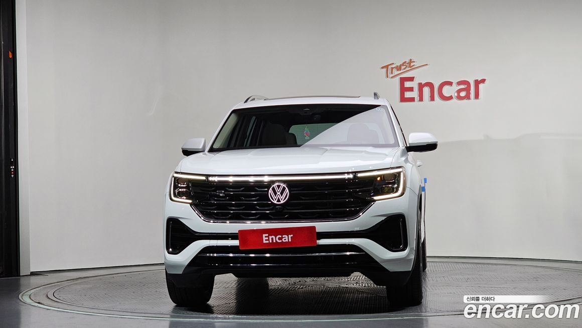 Volkswagen Atlas 2.0 TSI R-LINE 6-Seater, 2025