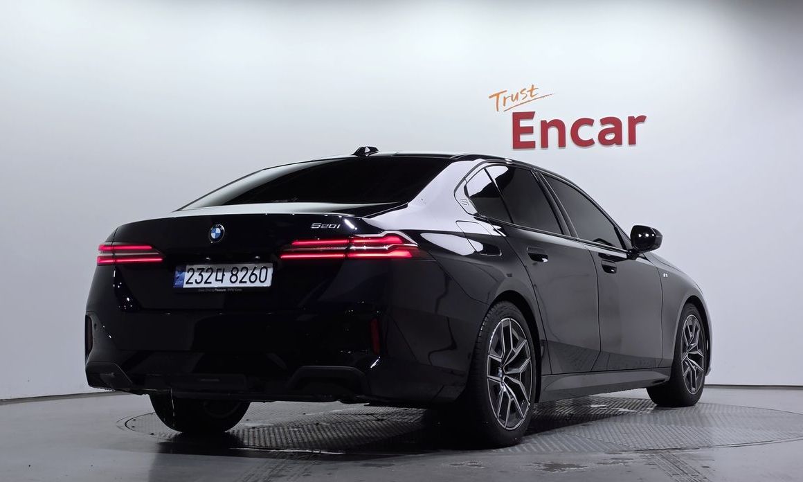 BMW 5-Series 520i M Sport, 2024