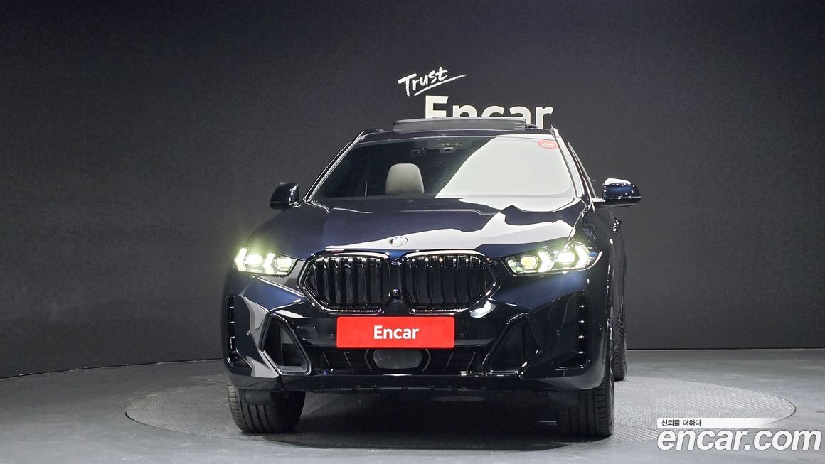BMW X6 xDrive40i M Sport, 2025