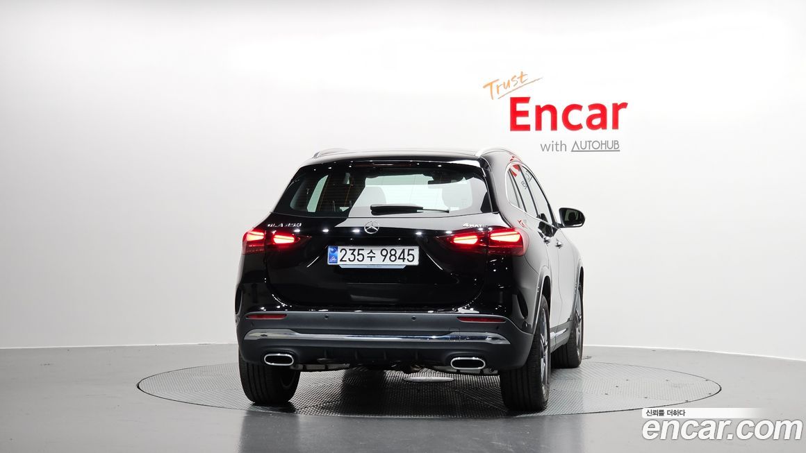 Mercedes-Benz GLA-Class GLA250 4MATIC, 2025