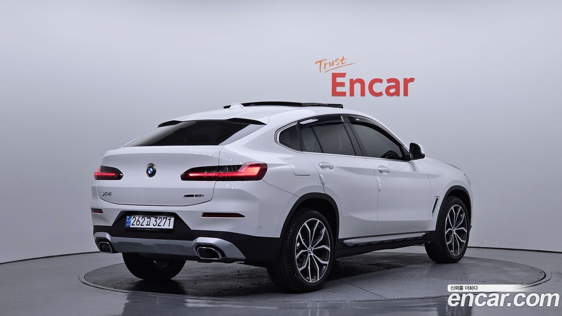 BMW X4 xDrive20i xLine, 2025