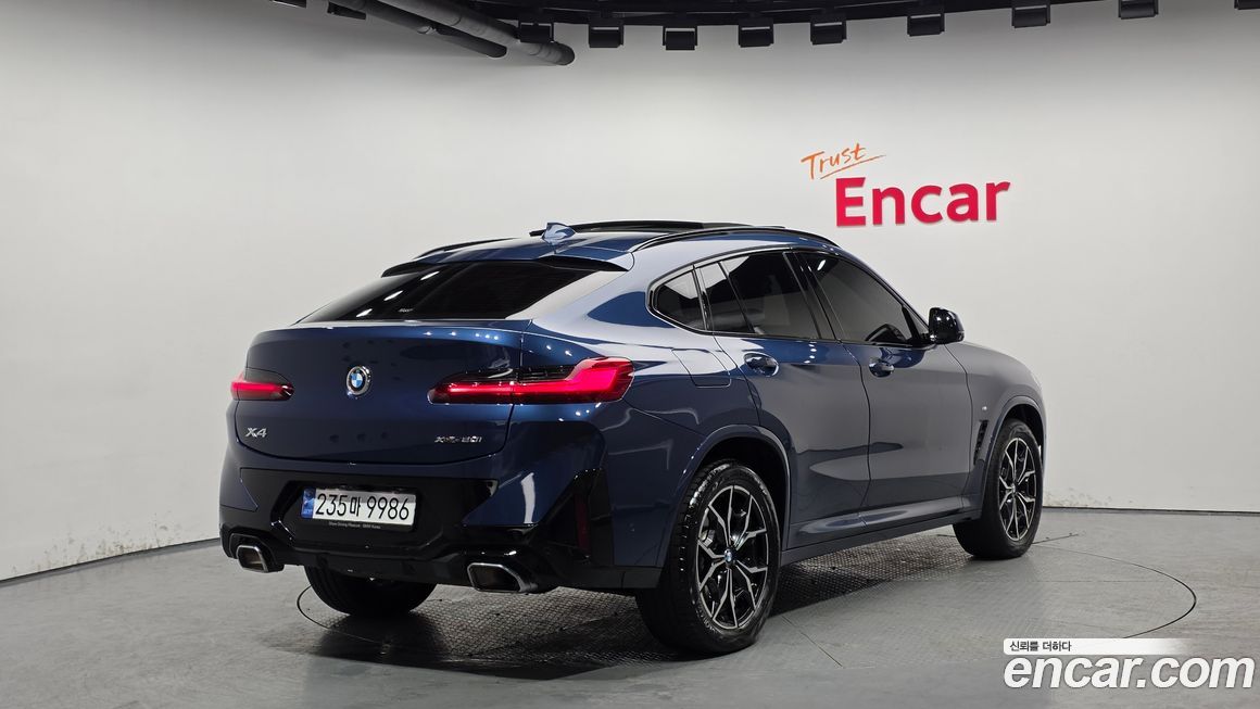 BMW X4 xDrive20i M Sport, 2023