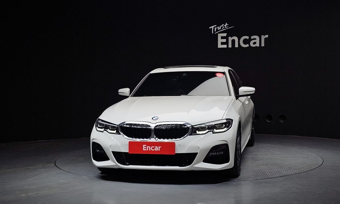 BMW 3-Series 320i M Sport, 2022