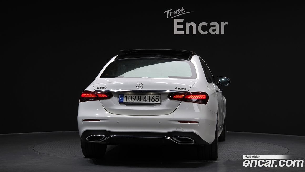 Mercedes-Benz E-Class E350 4MATIC AMG Line, 2022