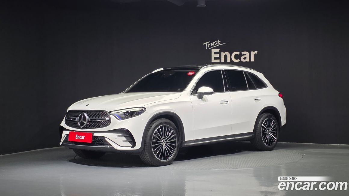 Mercedes-Benz GLC-Class GLC300 4MATIC AMG Line, 2024