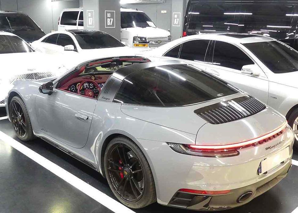 Porsche 911 Targa 4 GTS, 2024