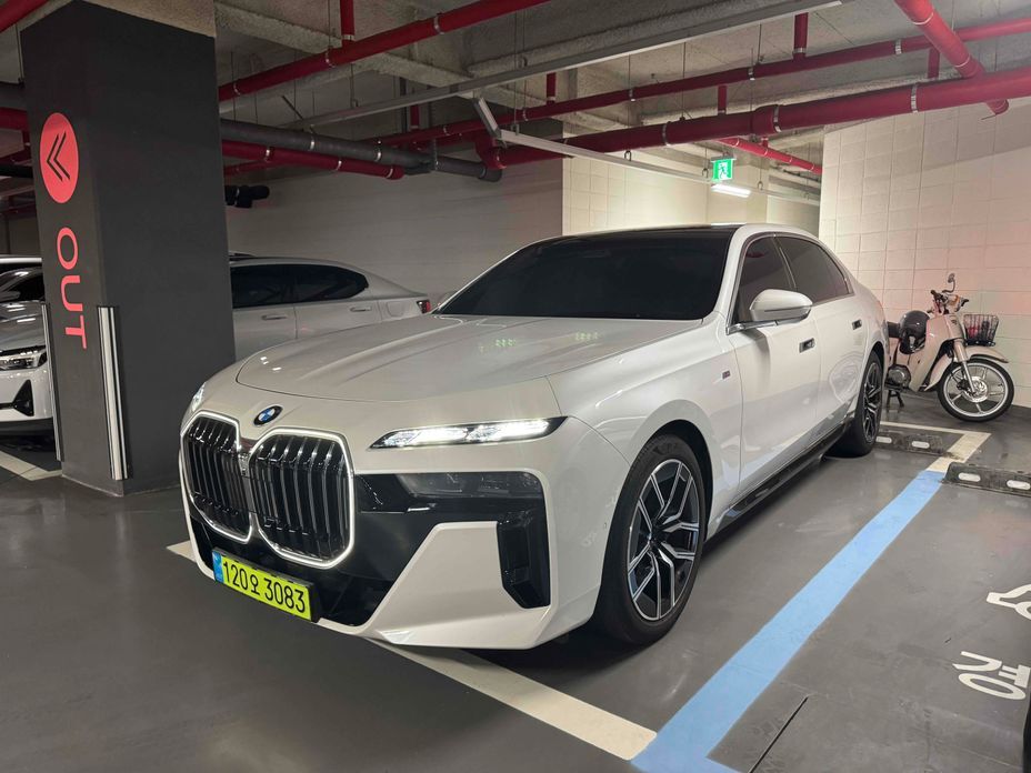 BMW 7-Series 740d xDrive M Sport, 2024