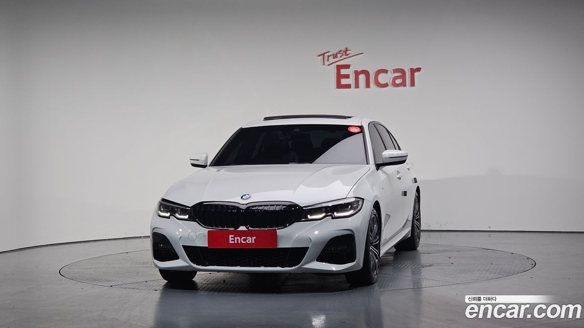 BMW 3-Series 320i M Sport, 2022