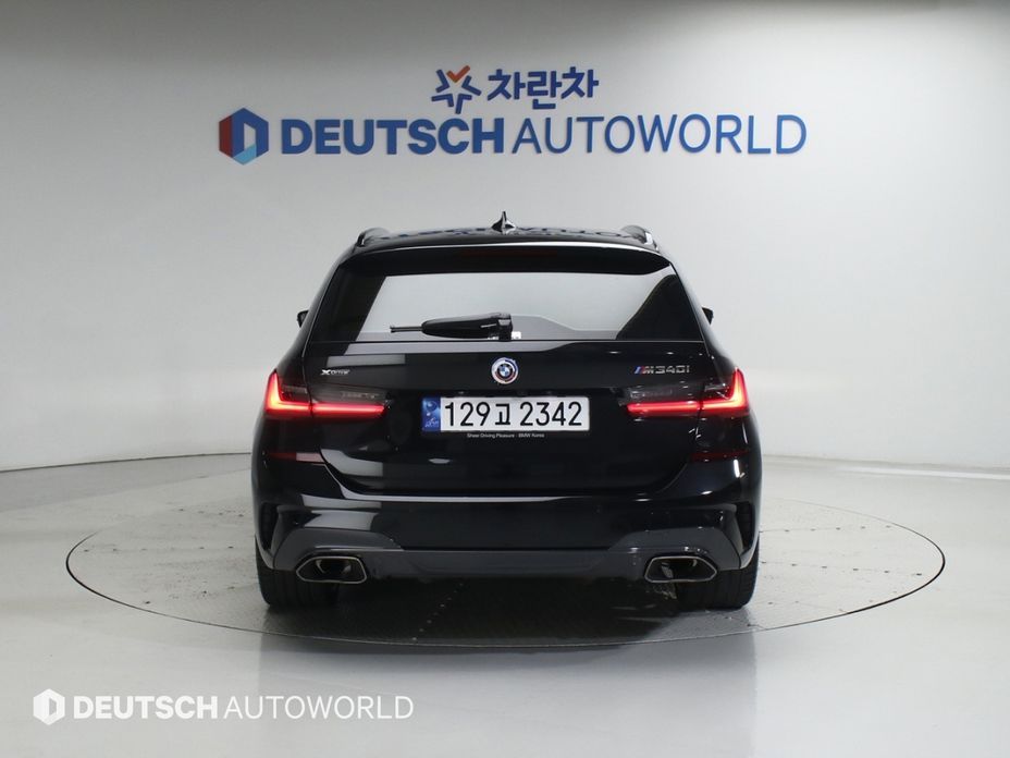 BMW 3-Series M340i xDrive Touring, 2022
