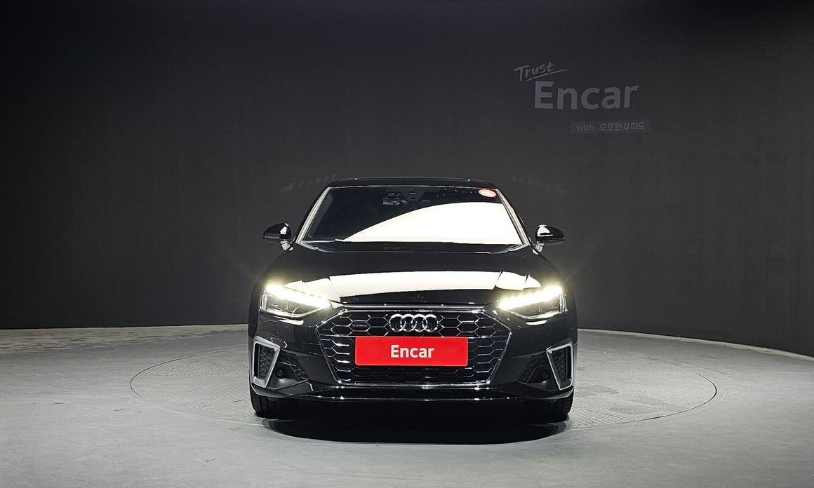Audi A4 45 TFSI Quattro Premium, 2021
