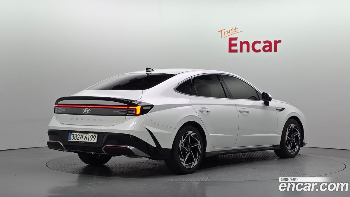 Hyundai Sonata 2.0, 2025