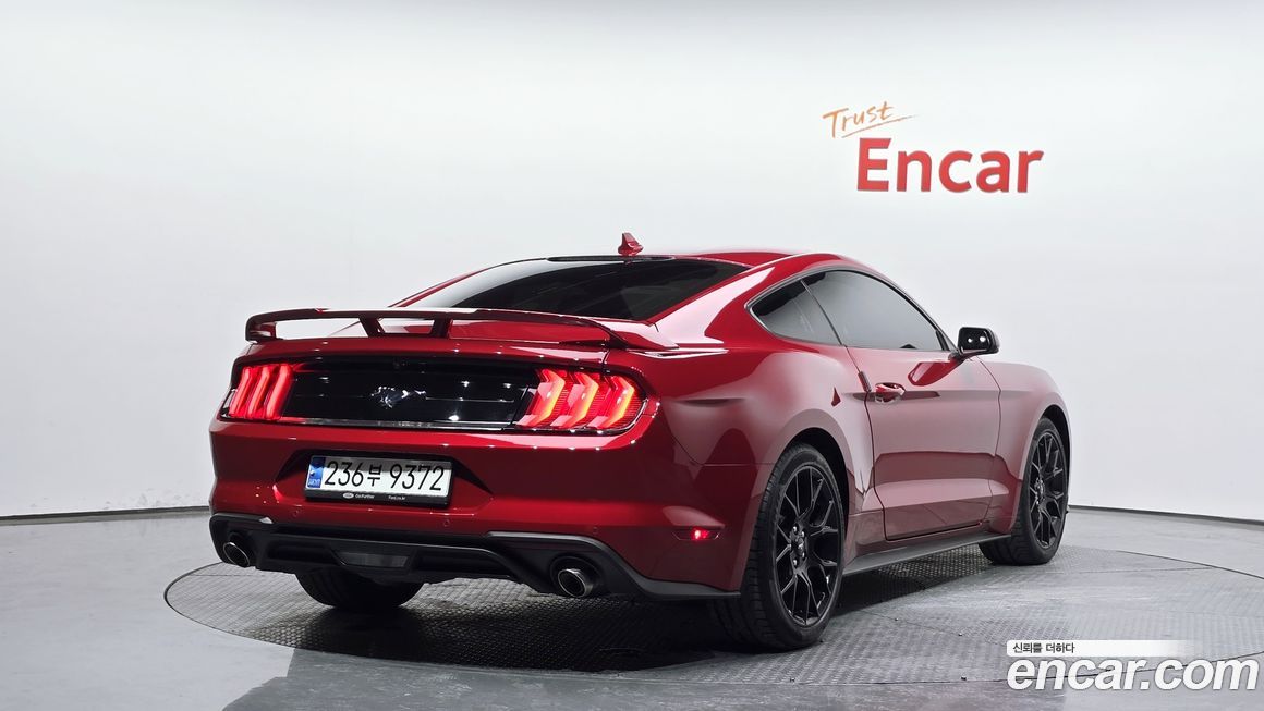 Ford Mustang Coupe, 2023
