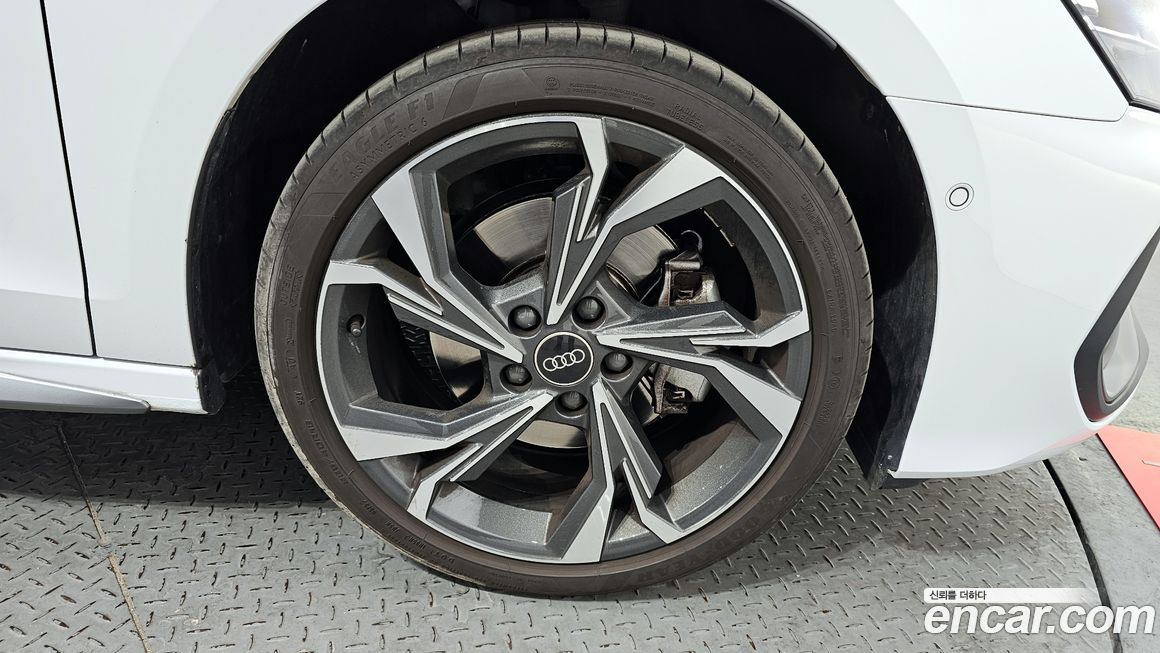 Audi A3 40 TFSI Premium, 2025