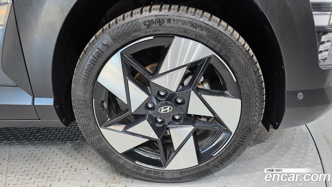 Hyundai Kona Gasoline 2.0 2WD, 2023