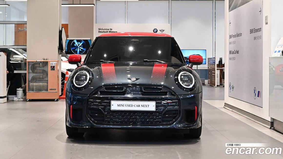 Mini Cooper JCW, 2025