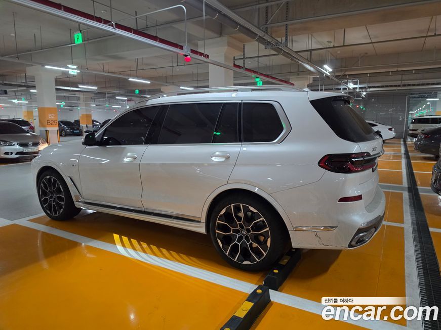 BMW X7 xDrive 40d M Sport 6STR, 2025