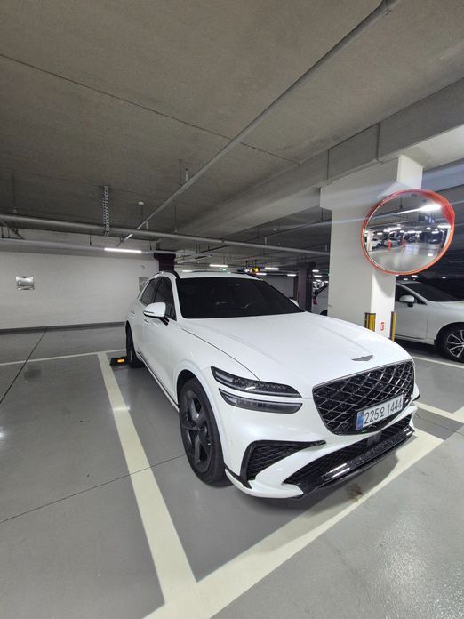 Genesis GV70 2.5T Gasoline AWD, 2025