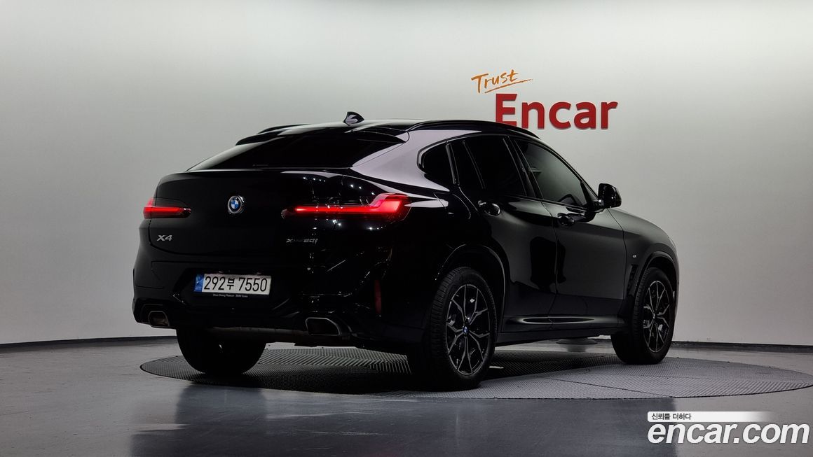 BMW X4 xDrive20i M Sport, 2023