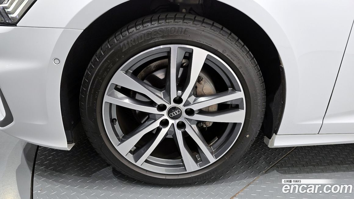 Audi A6 40 TDI Premium, 2023