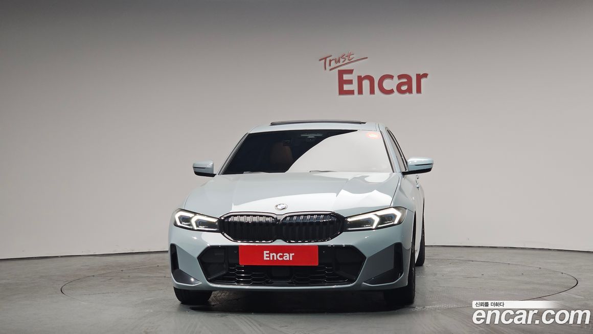 BMW 3-Series 320i M Sport, 2023