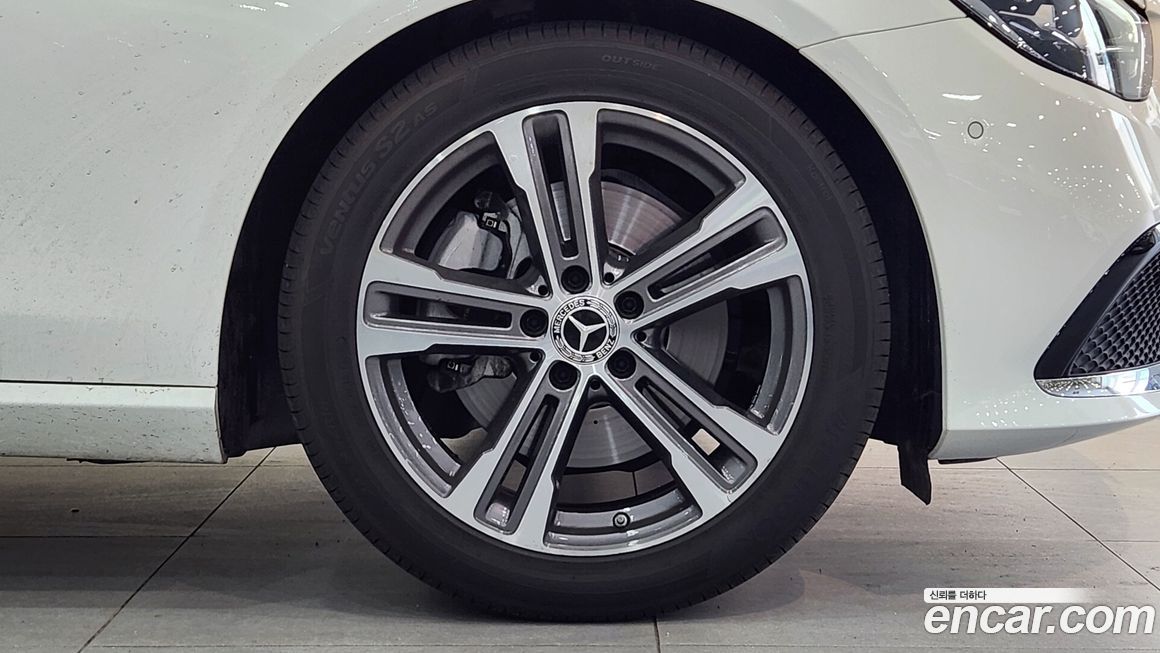 Mercedes-Benz E-Class E250 Avantgarde, 2023