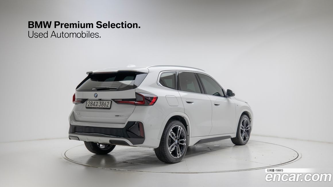 BMW X1 xDrive 20i M Sport, 2024