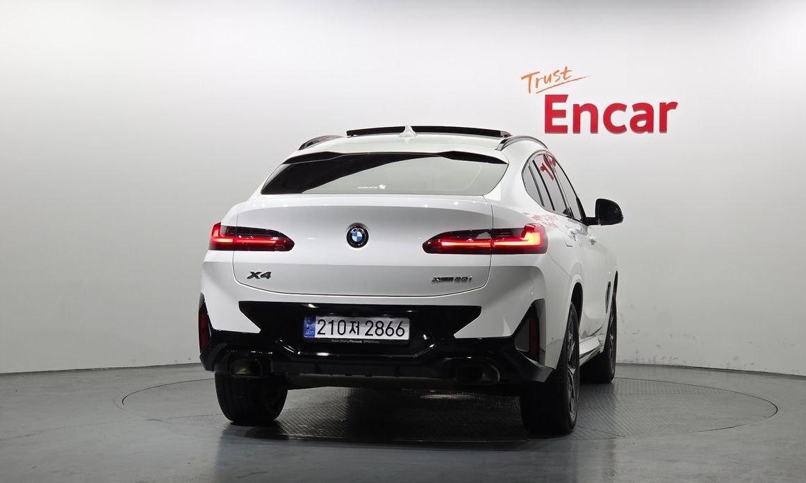 BMW X4 xDrive20i M Sports Pro, 2024