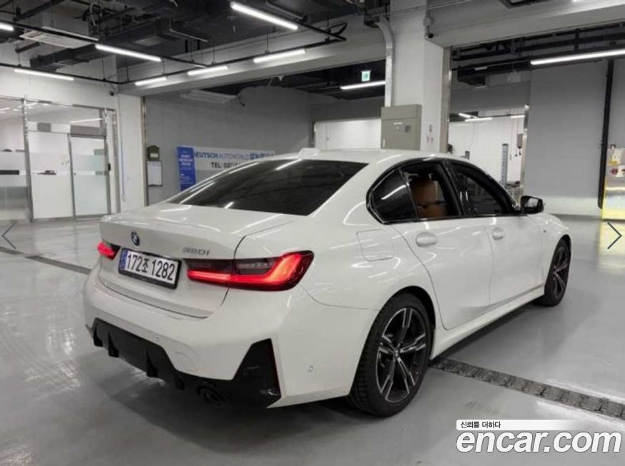 BMW 3-Series 320i M Sport, 2024
