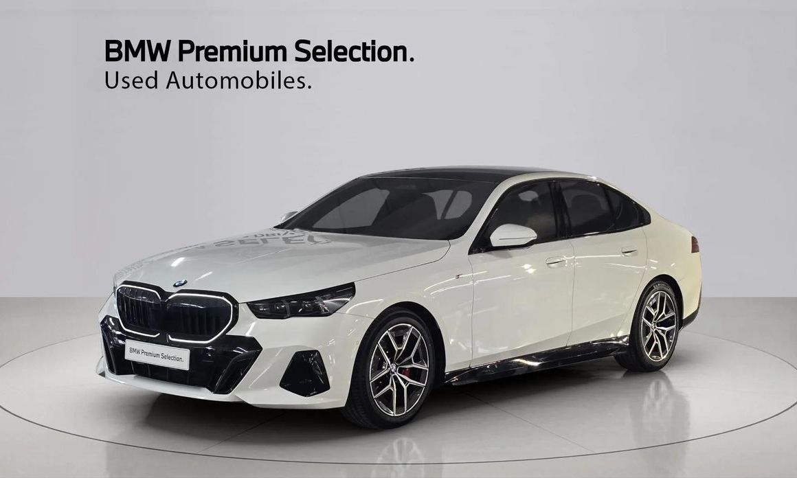BMW 5-Series 520i M Sport, 2024