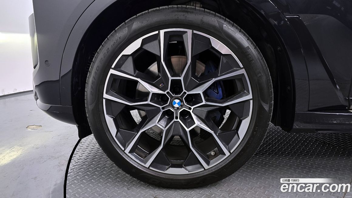 BMW X7 xDrive 40d M Sport 7 STR, 2025