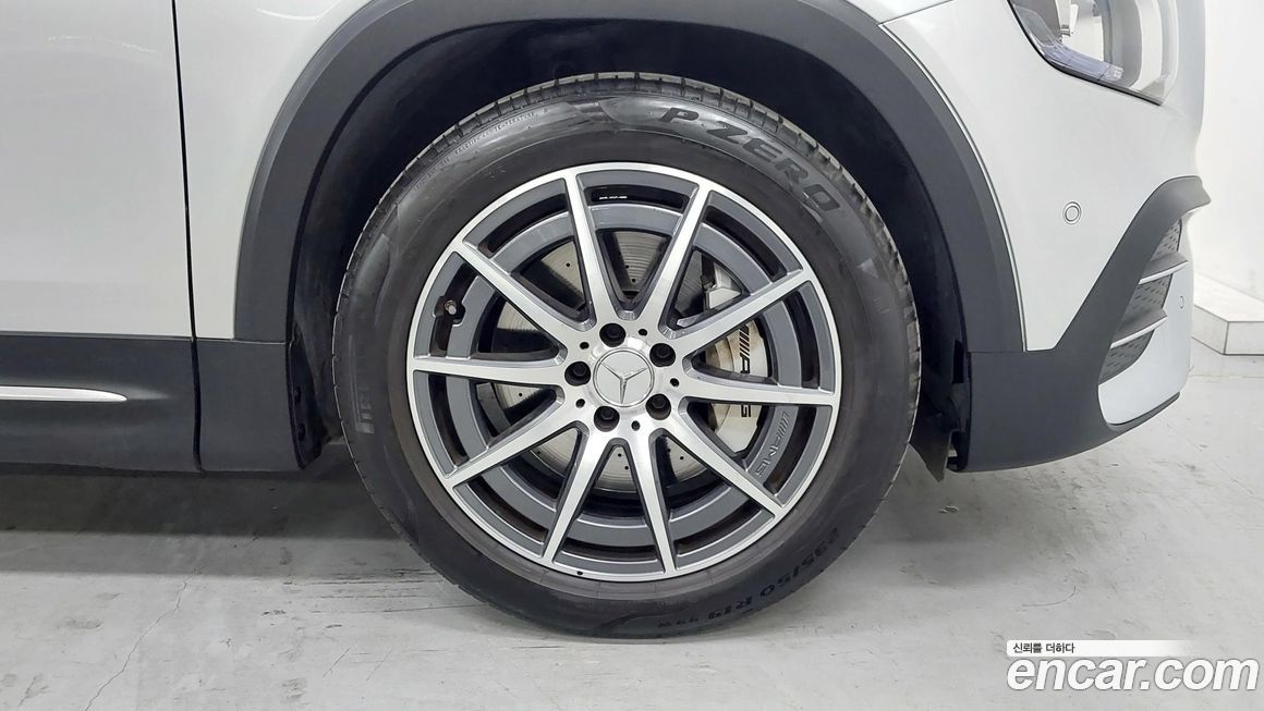 Mercedes-Benz GLB-Class AMG GLB35 4MATIC, 2023