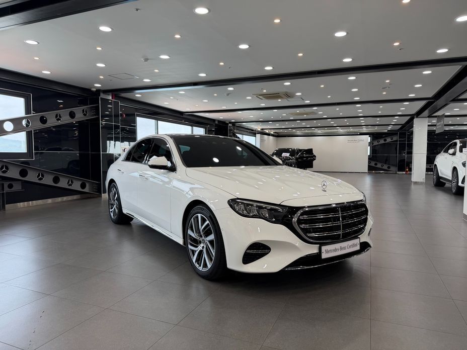 Mercedes-Benz E-Class E220d 4MATIC Exclusive, 2024