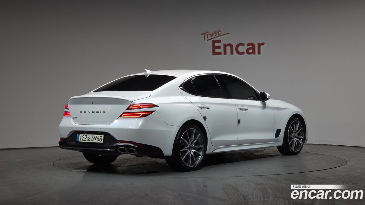 Genesis G70 Gasoline 2.0T 2WD, 2022