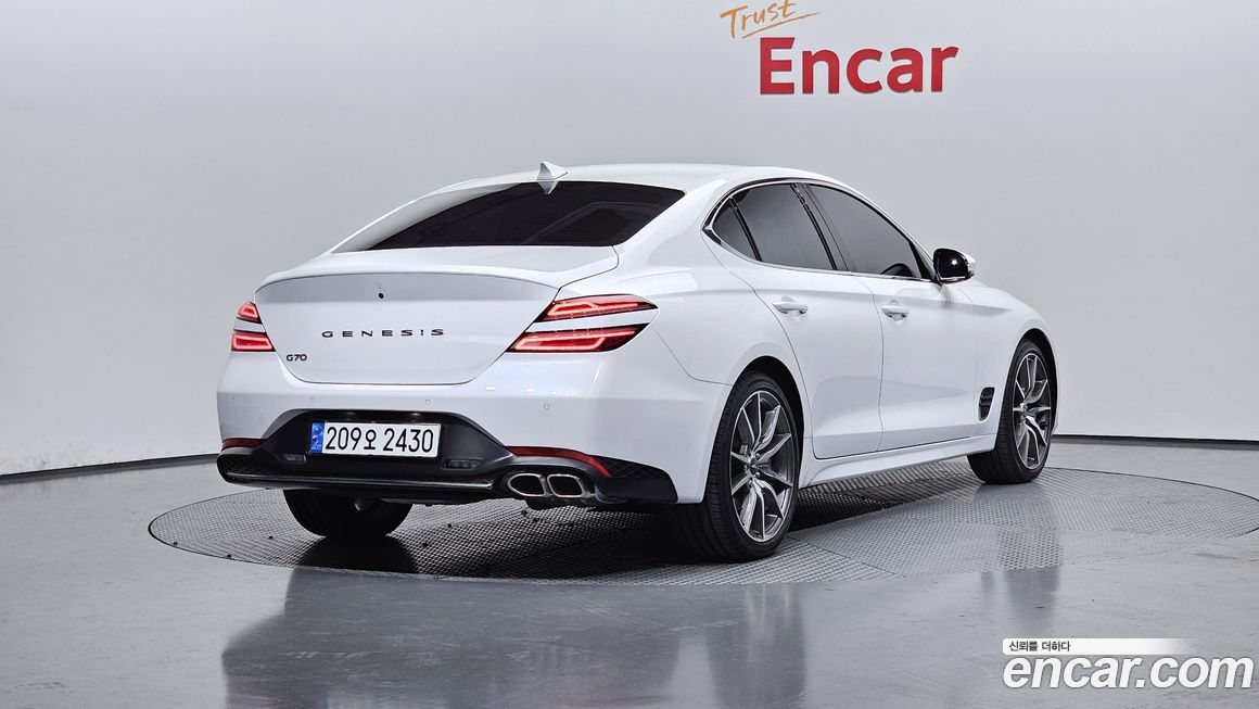 Genesis G70 Gasoline 2.0T 2WD, 2022