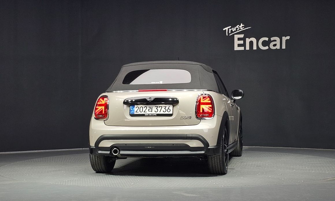 Mini Cooper Convertible Classic, 2024