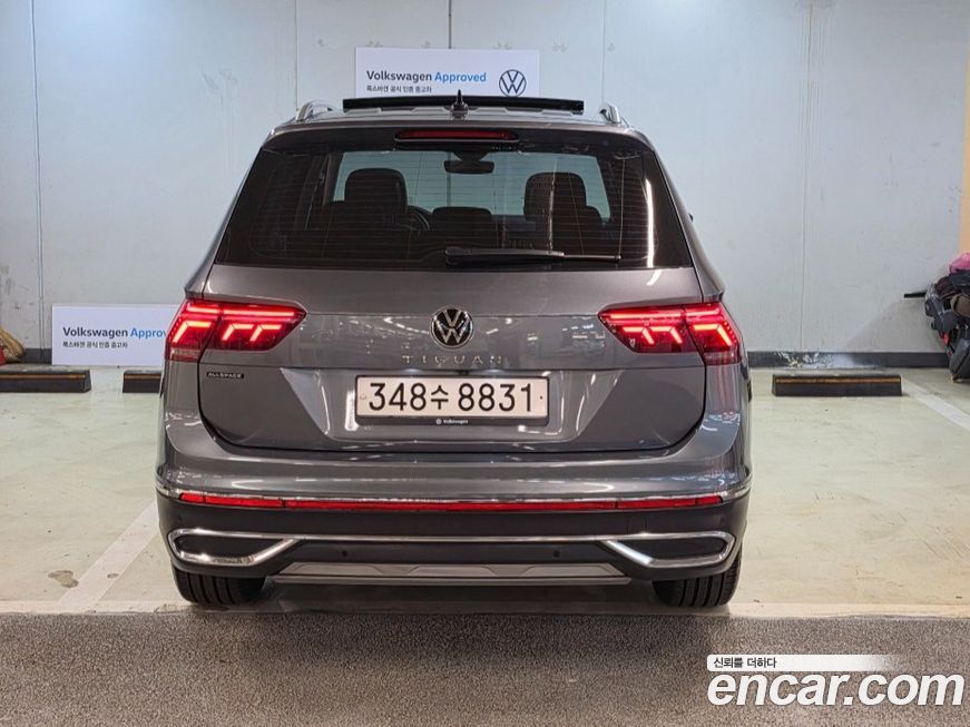 Volkswagen Tiguan 2.0 TSI Prestige, 2023