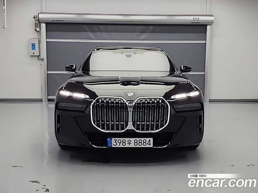 BMW 7-Series 740d xDrive M Sport, 2025