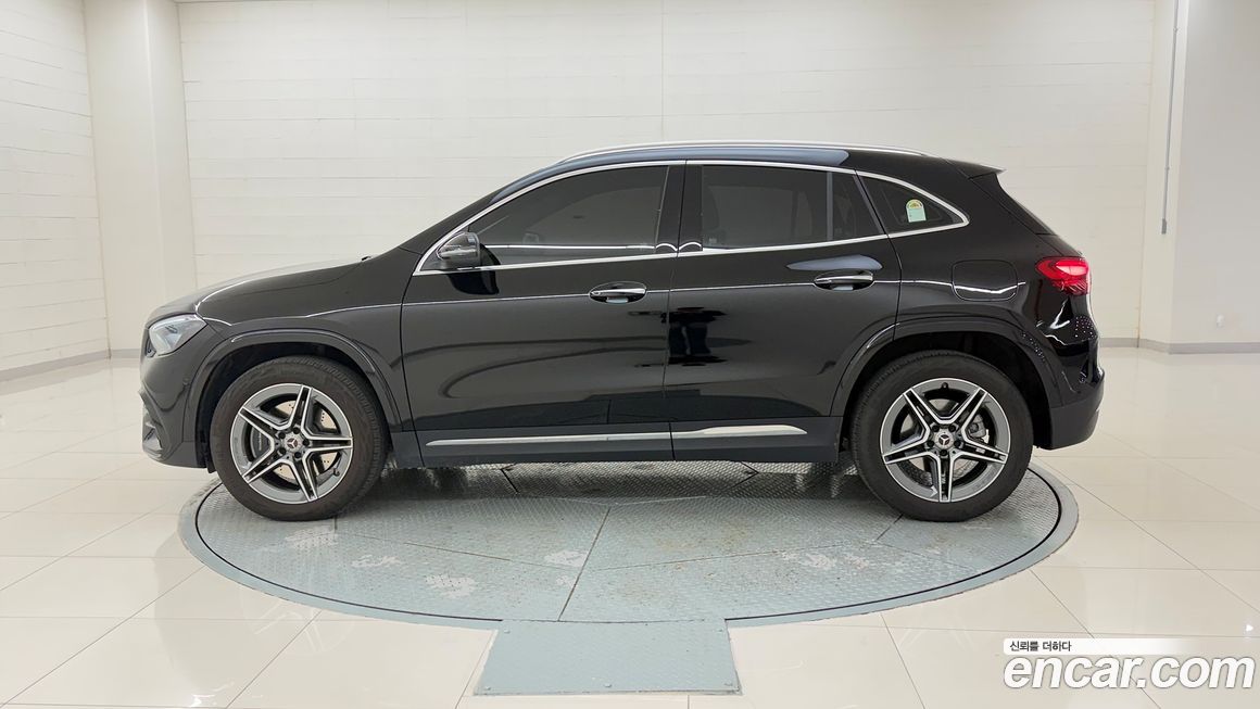 Mercedes-Benz GLA-Class GLA250 4MATIC, 2025