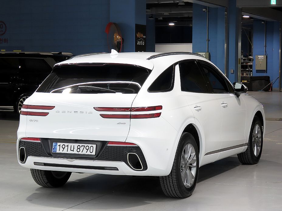 Genesis GV70 2.5T Gasoline AWD, 2024