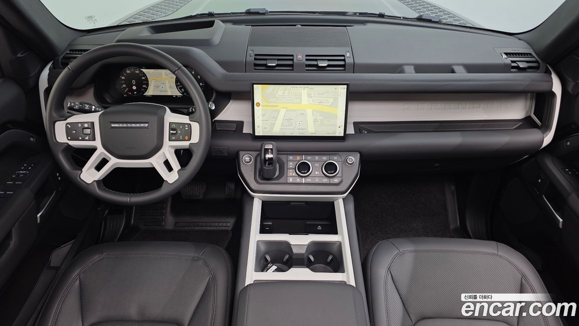 Land Rover Defender 130 P400 X-Dynamic HSE, 2025