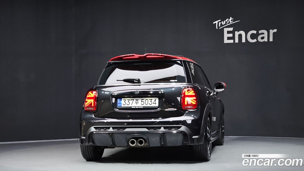Mini Cooper JCW, 2023