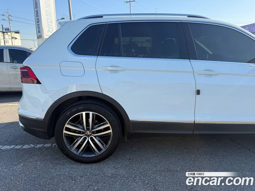 Volkswagen Tiguan 2.0 TDI Prestige, 2023