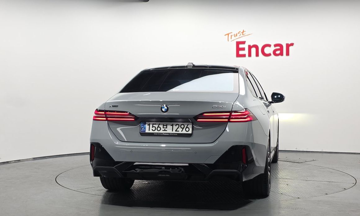 BMW 5-Series 530i xDrive M Sport, 2025