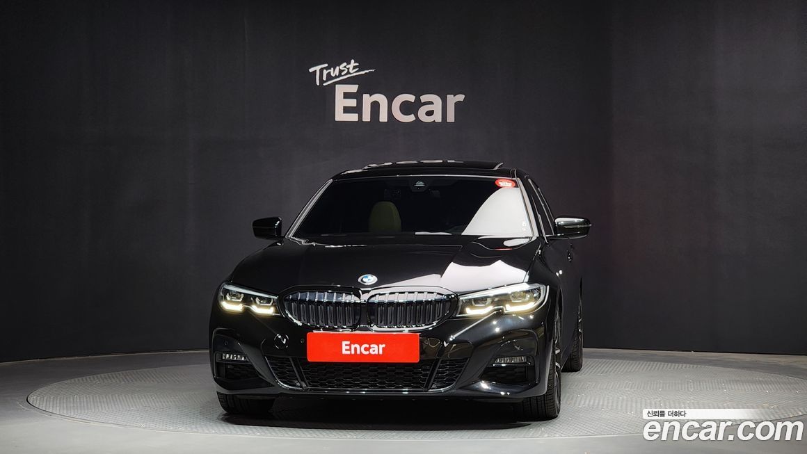 BMW 3-Series 320i M Sport, 2022