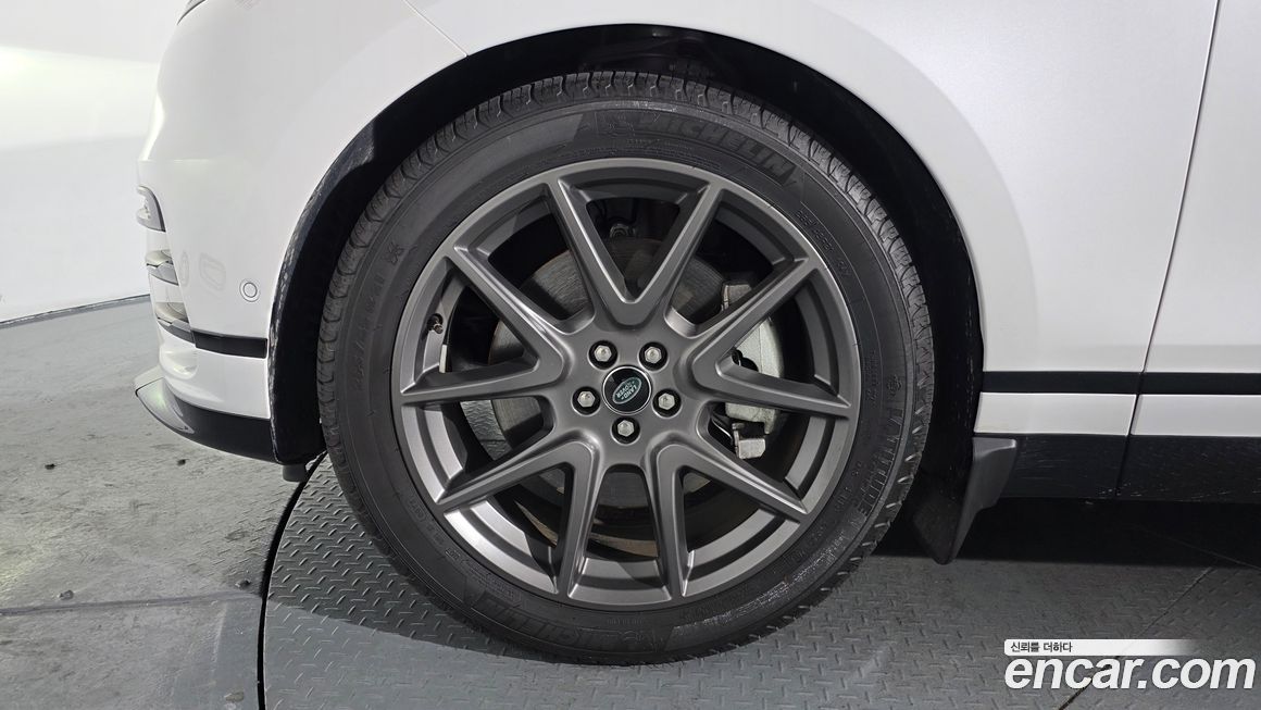 Land Rover Range Rover Velar 3.0 P400 Dynamic HSE, 2025