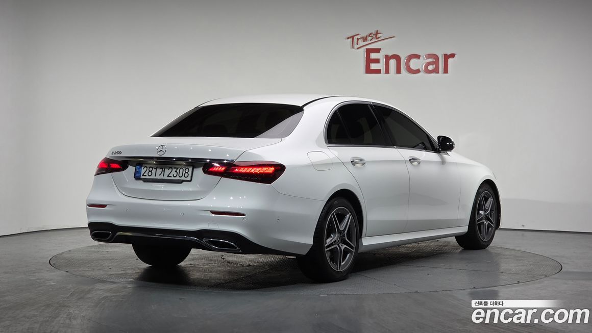 Mercedes-Benz E-Class E250 AMG Line, 2023