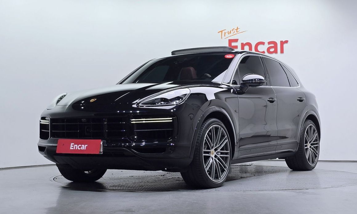 Porsche Cayenne 4.0 Turbo, 2022
