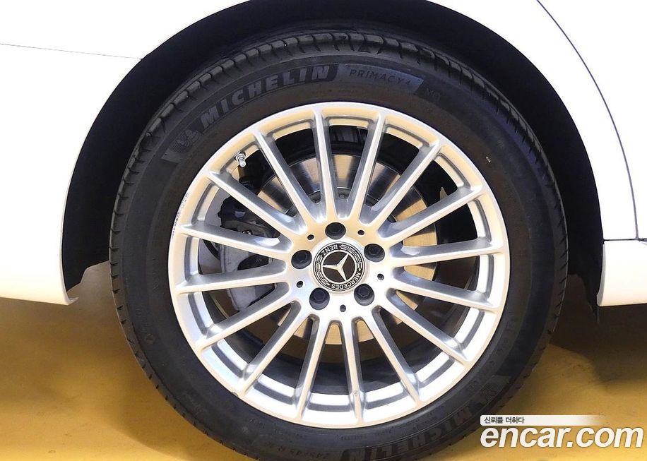 Mercedes-Benz E-Class E250 Exclusive, 2023